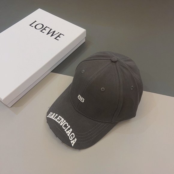 Balenciaga peaked cap new unused main image 8